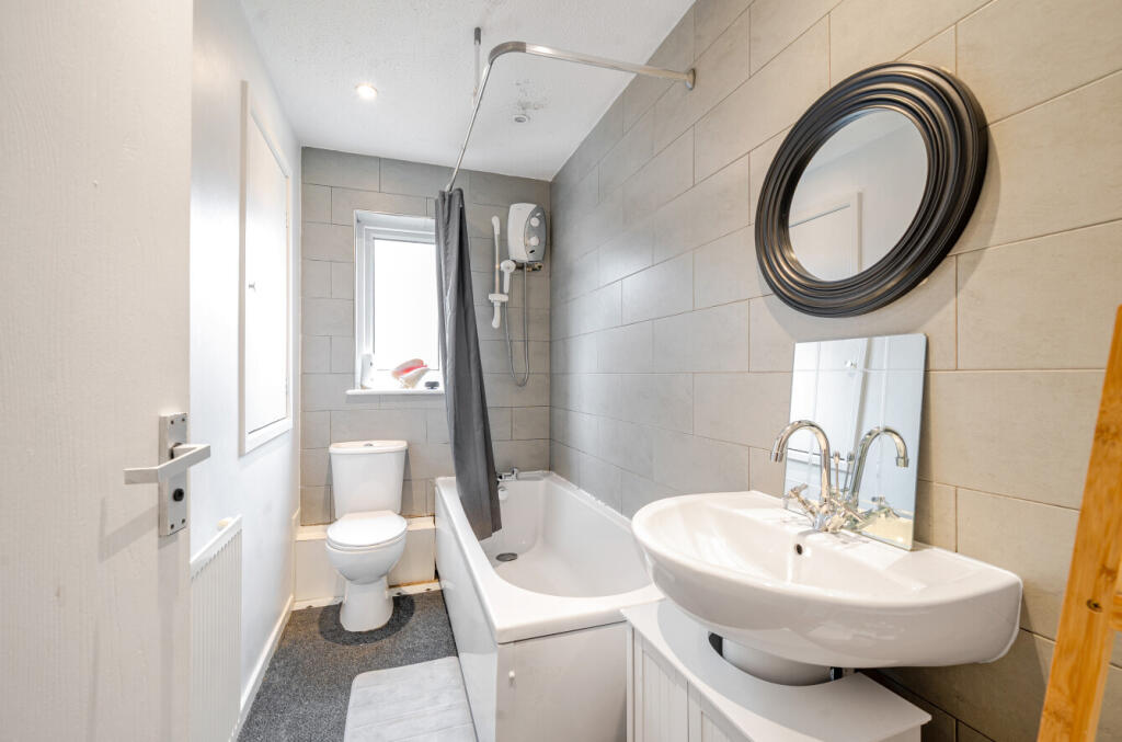 1315053-1-685a8f7...