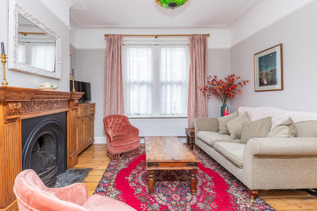 17 Penpol Avenue -3