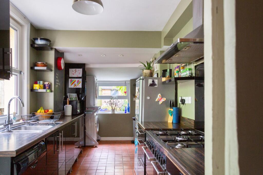 101 Whitehall Road-8.jpg