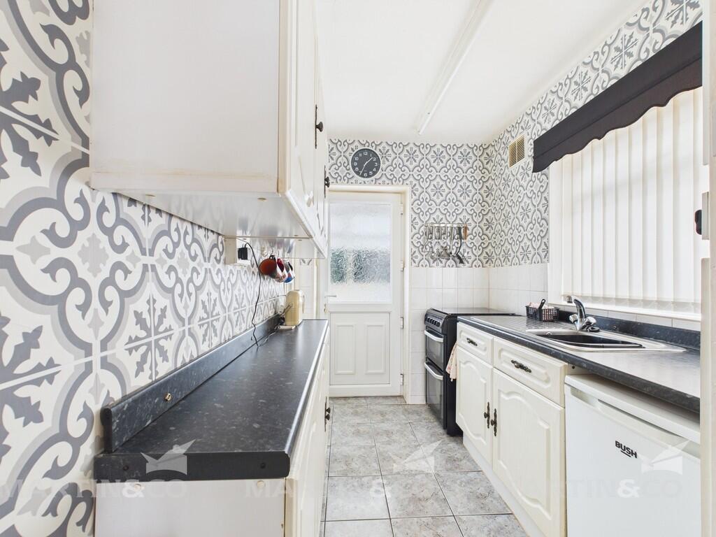 CAM02406G0-PR0421...