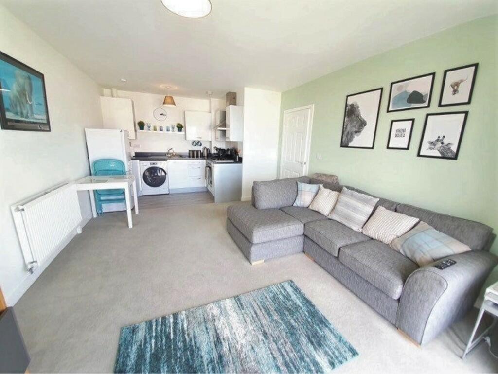 Lounge/Kitchen