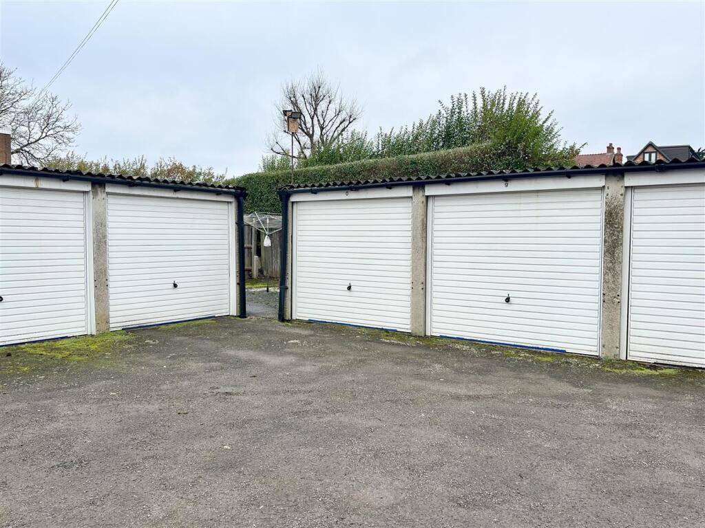 GARAGE EN BLOC