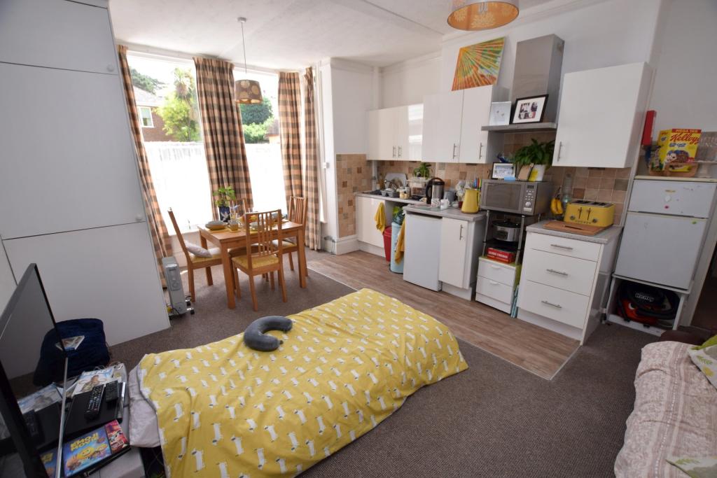 Flat 2