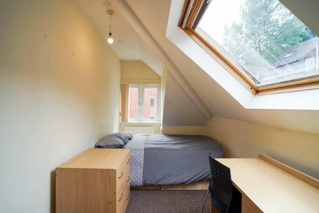 9_Harcourt_Crescent
