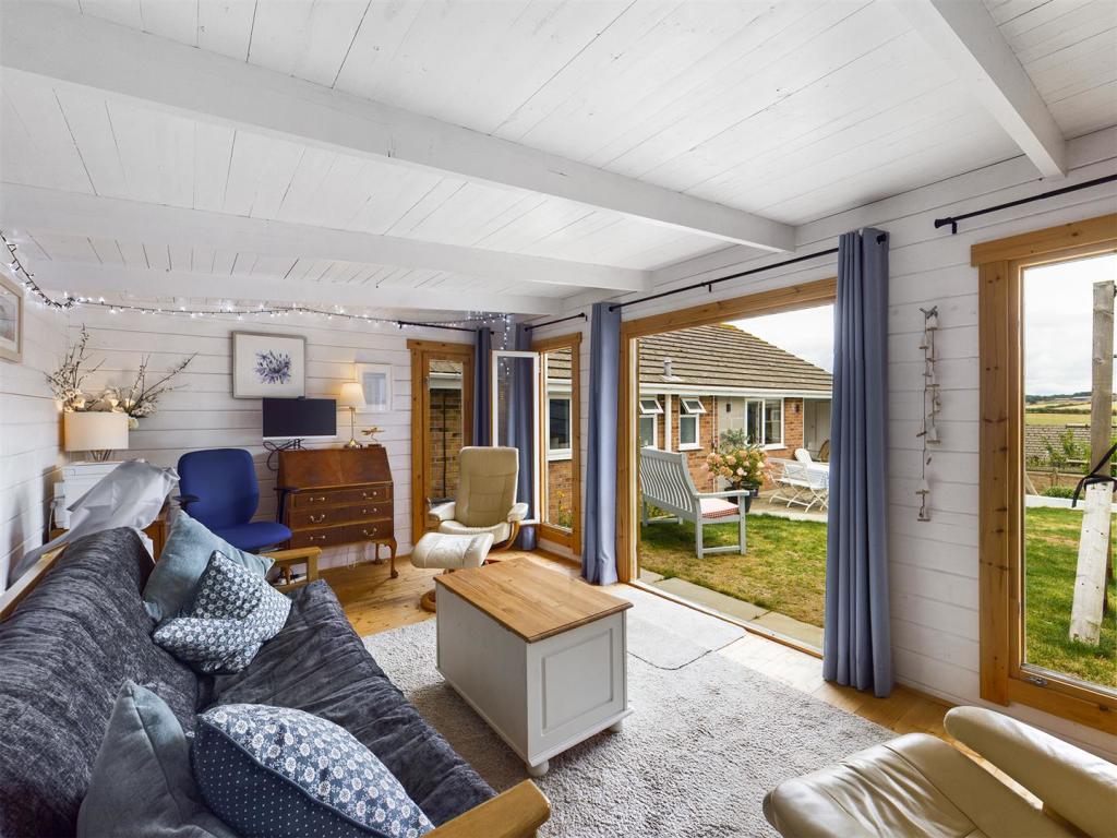 37 Penmere Drive Lodge