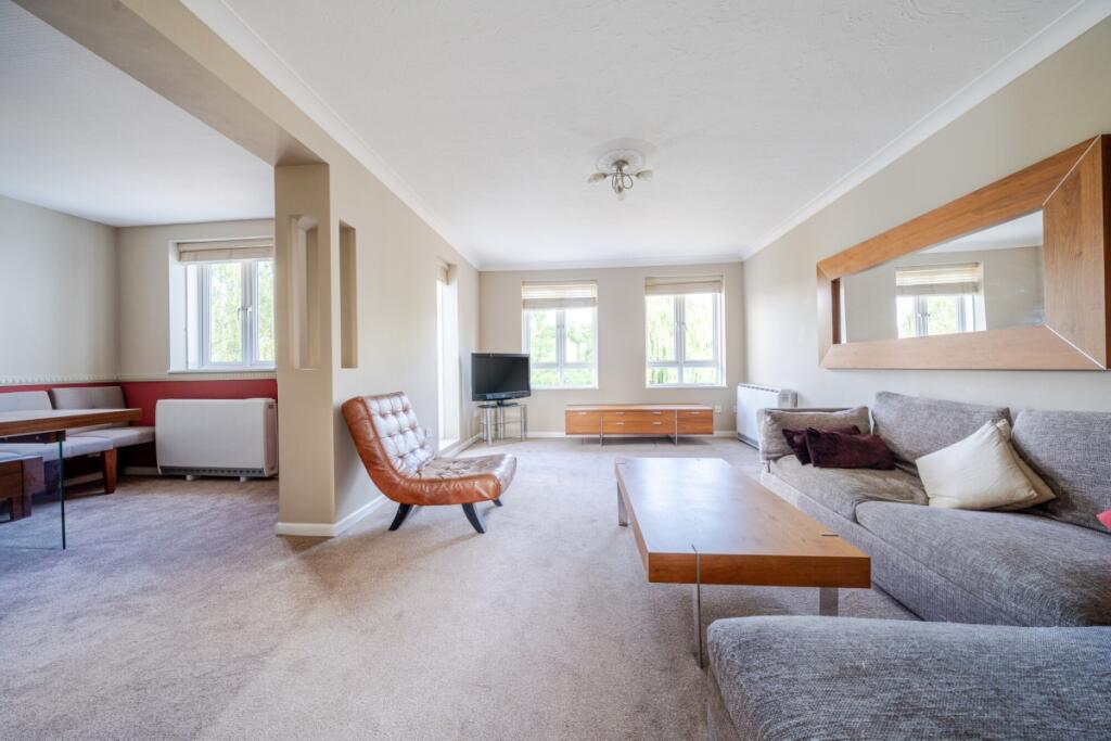 1323944-15-686ce8...