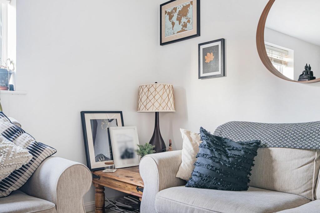 Living Room (1)