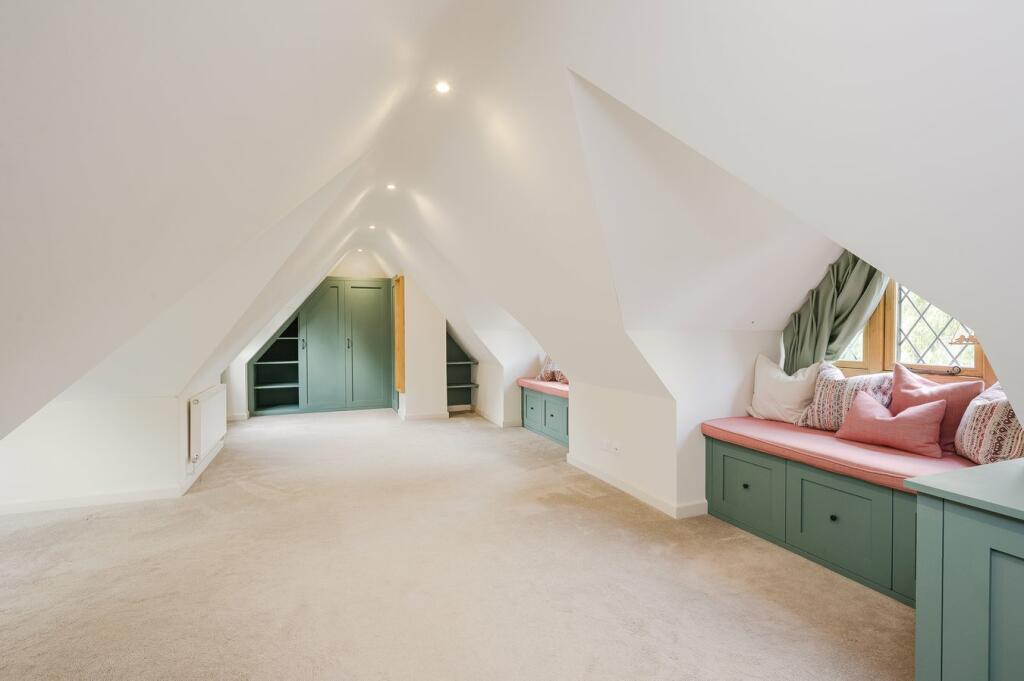 Top Floor Suite