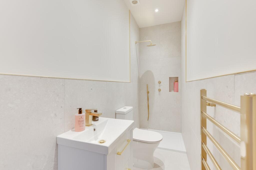 BEDROOMS AND BATHROOMS