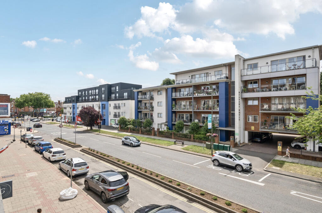 1310144-2-6851440...