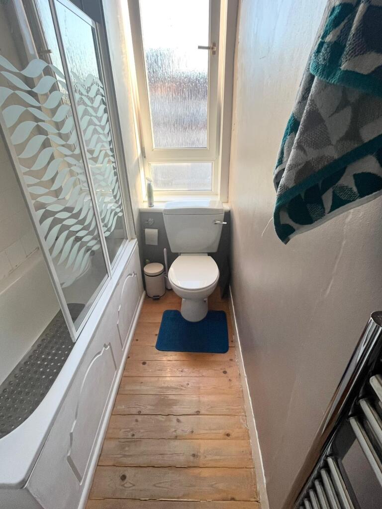 Bathroom2