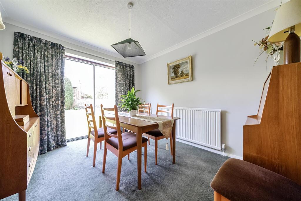 8 Orchard Close