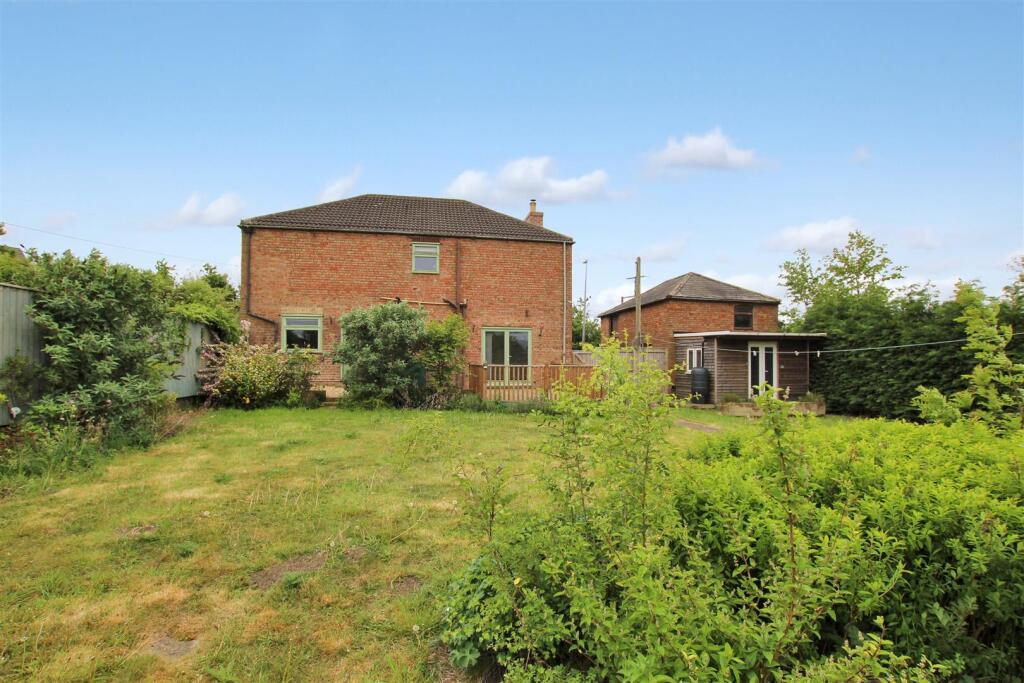 Rear Elevation.JPG
