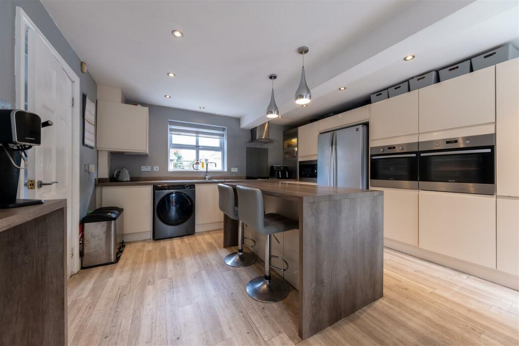 3 Spring Mews-001.jpg