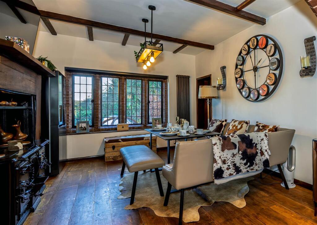 Kitchen diner 1.2 SAPL3828-20251125-DxO_DeepPRIME 