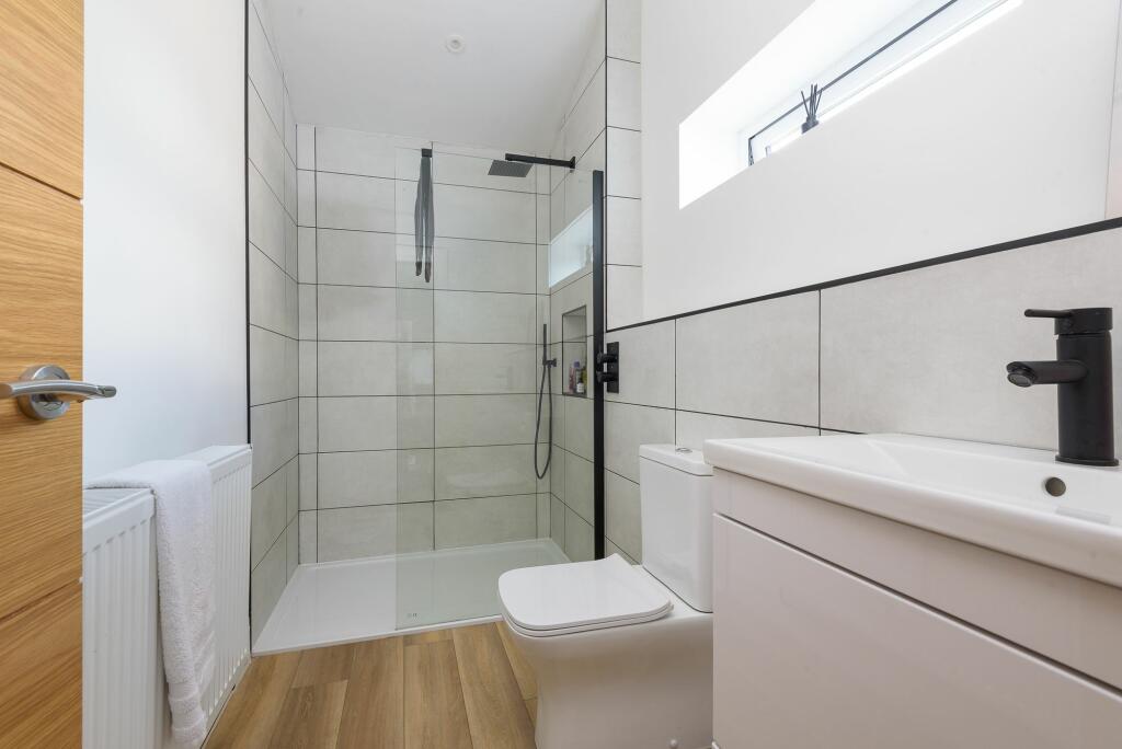 BEDROOMS AND BATHROOMS