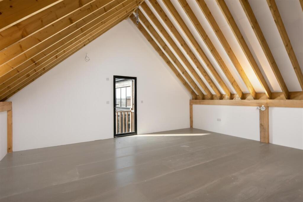 Lower Road, Teynham, Sittingbourne