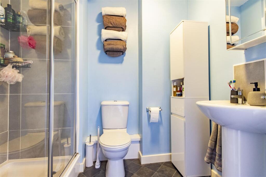 En Suite Shower Room