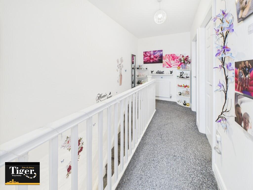 CAM02176G0-PR0653...