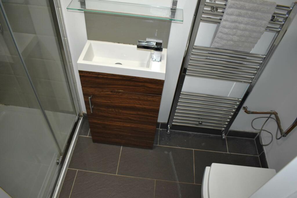 Guest WC/Shower Room