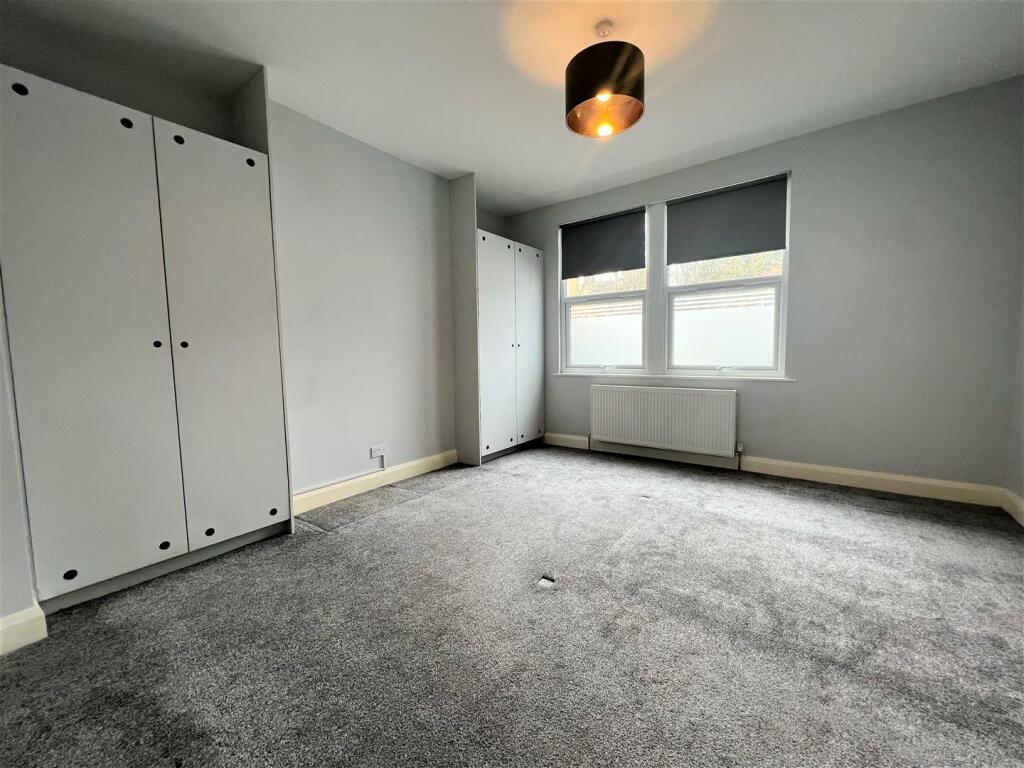 Bedroom.jpg