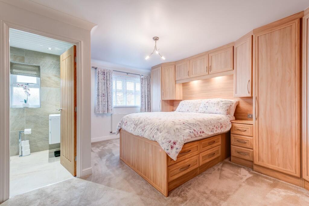 25CharltonHillRise(Interior)-19.jpg