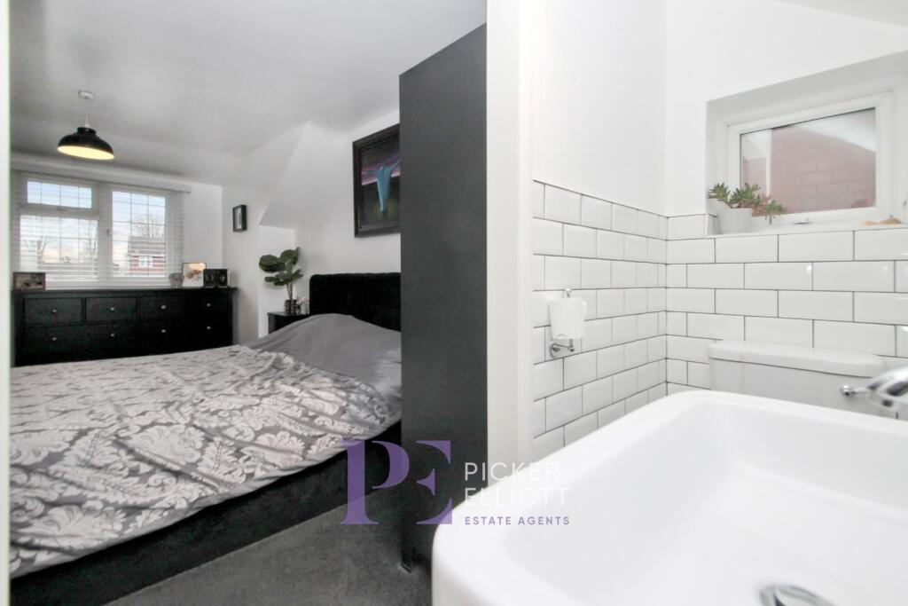 Recently Fitted En Suite