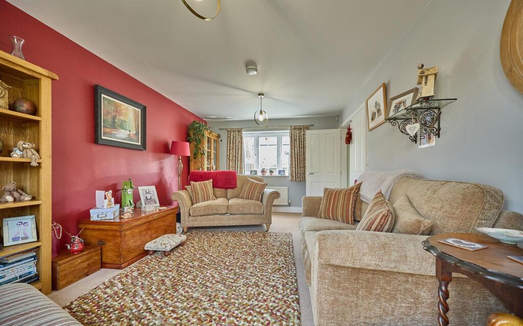 Lounge Dual Aspect