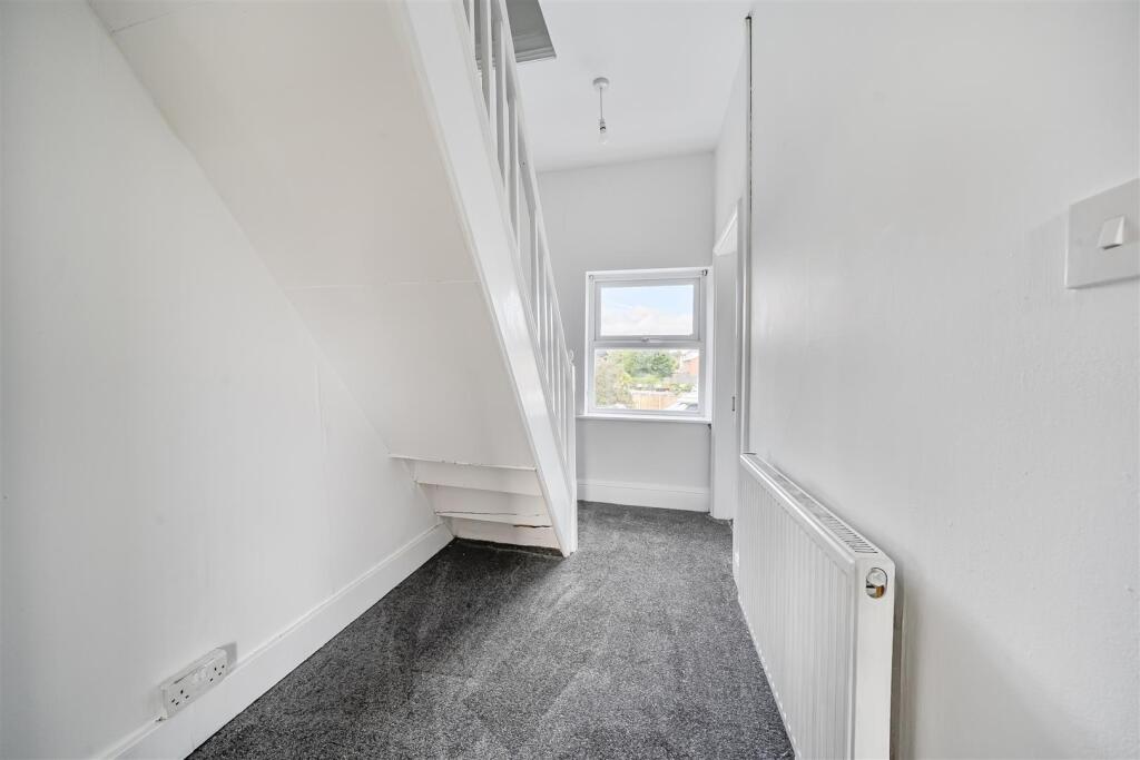 45 Grove Road, Atherstone