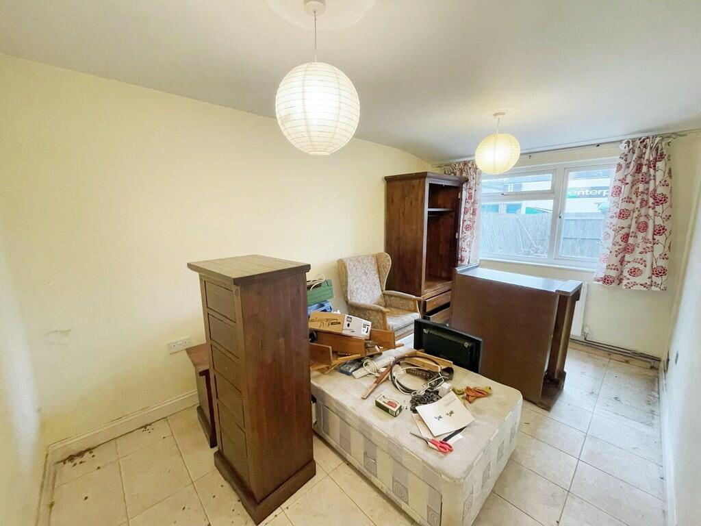 5efa302f-bed 201 ...