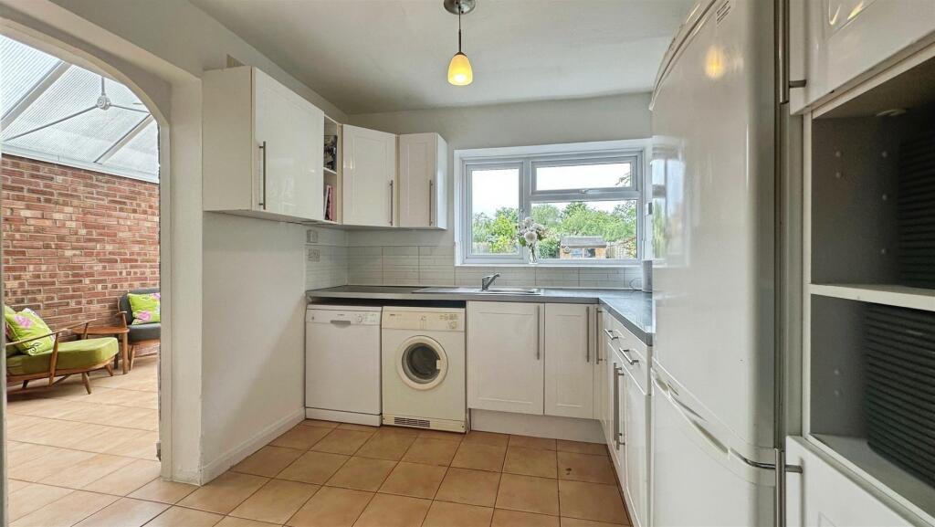 2a086ee4--4BEA-BC1D-42463F47B98A-20484-000006CC4E2