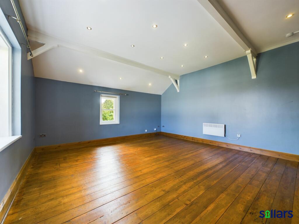 Apartment 5 - Living Room