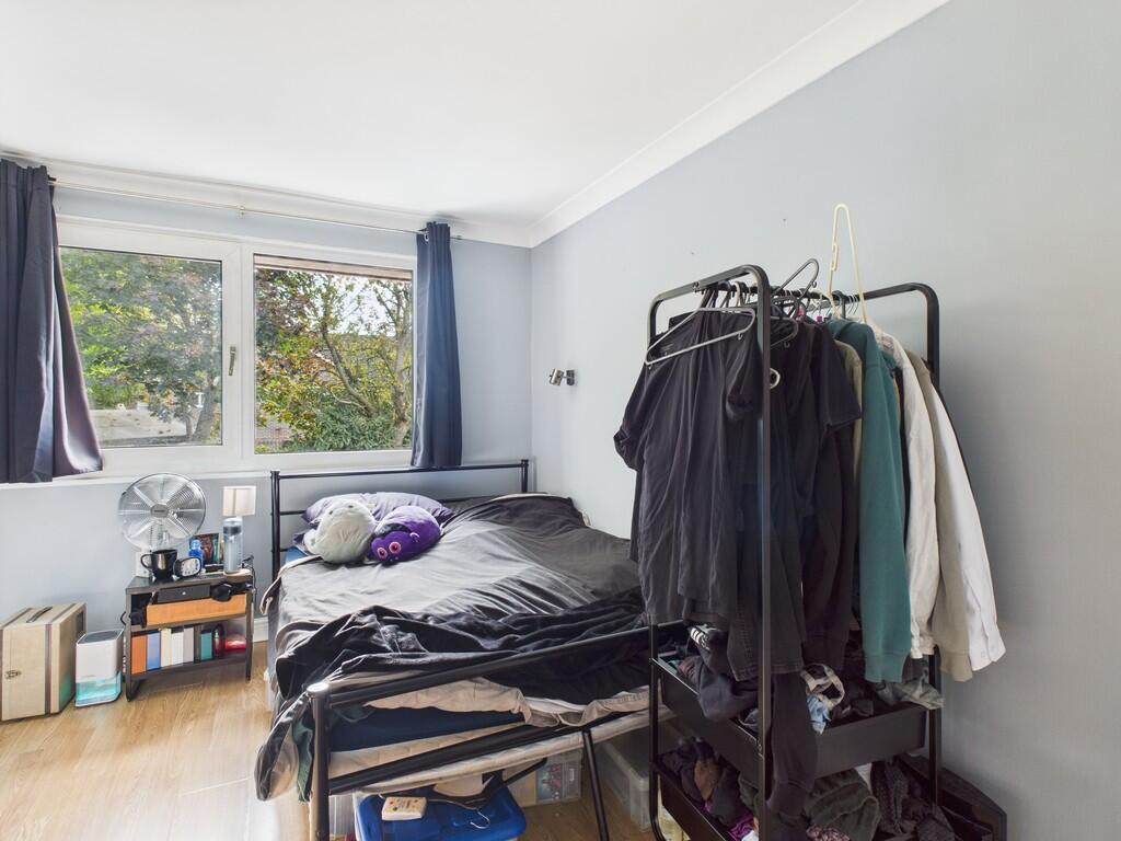 CAM05068G0-PR0056...