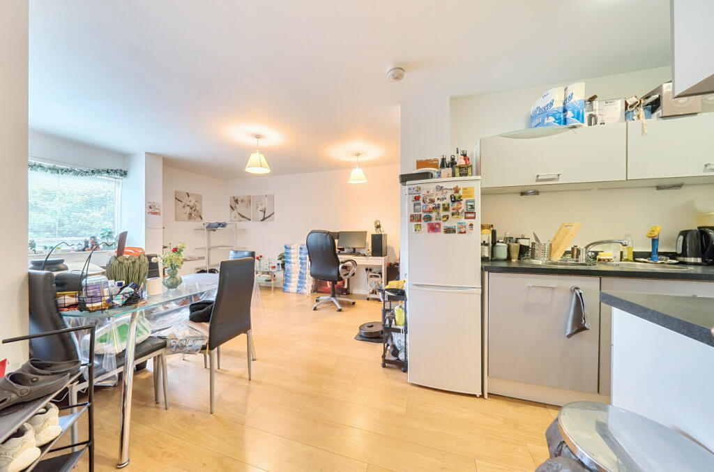 1336123-2-68a462e...