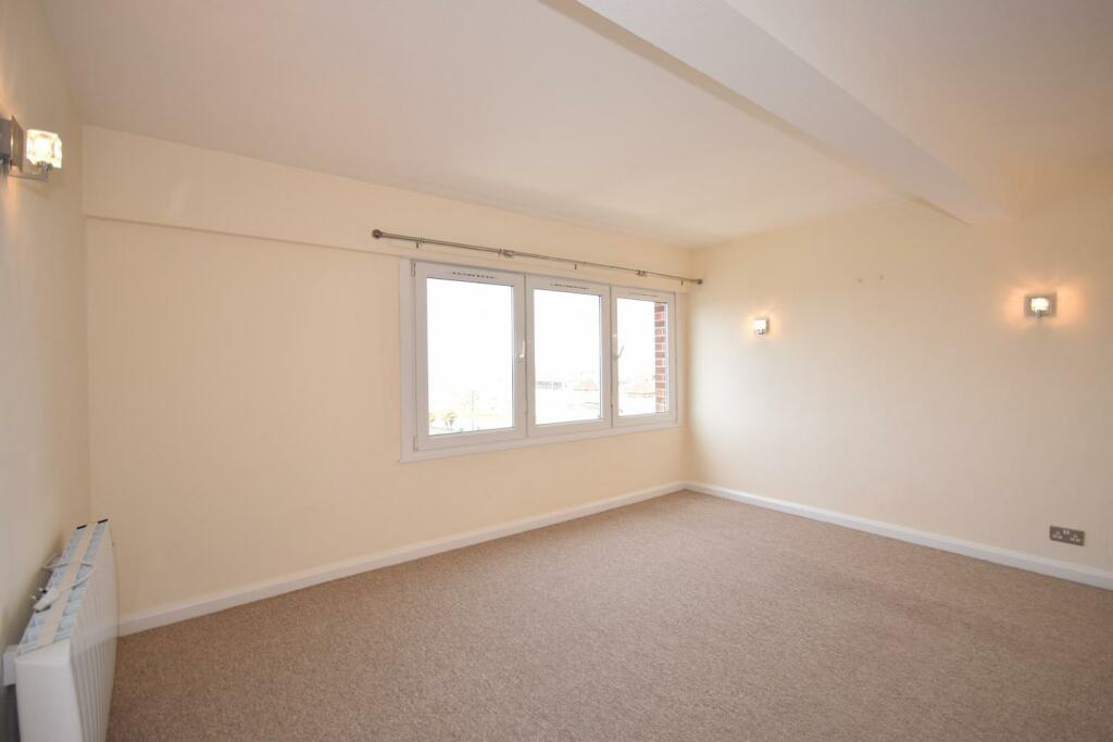 Living Room.jpg