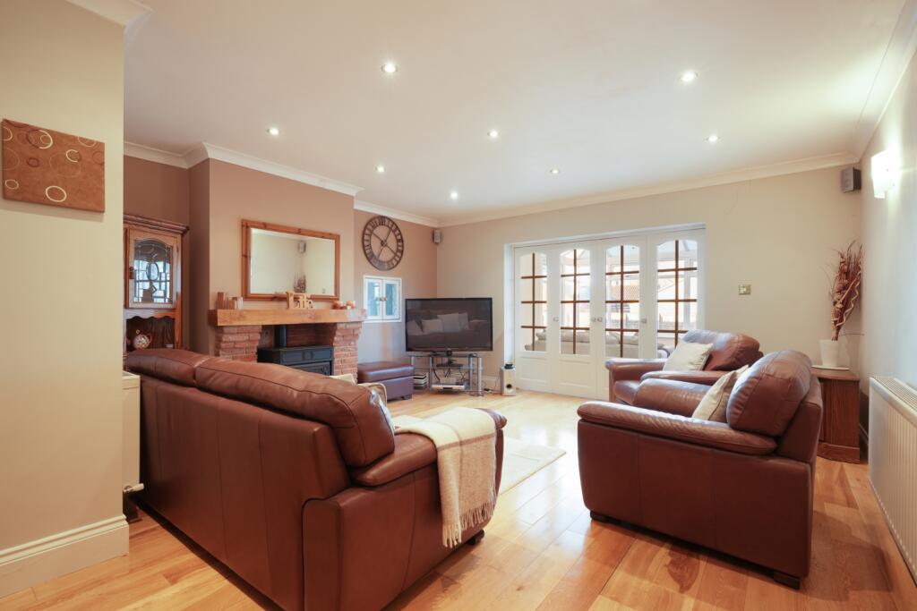EweMove Scunthorpe Estate Agents - Living Room