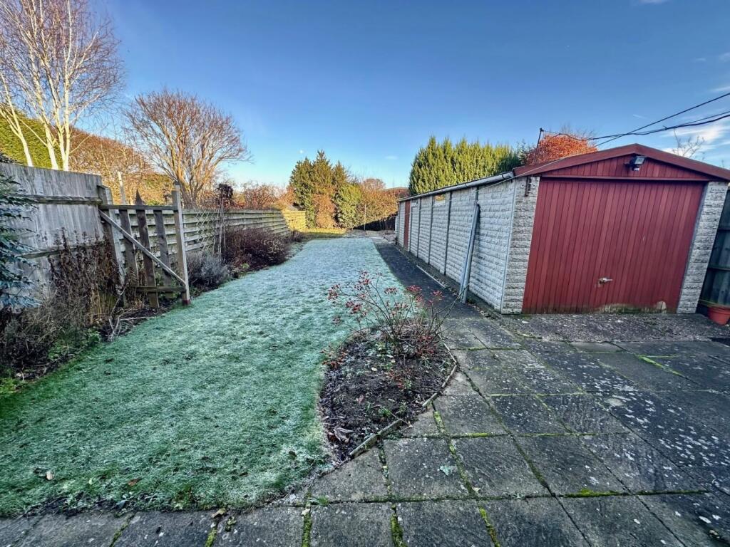 81Alywnroad6.jpg