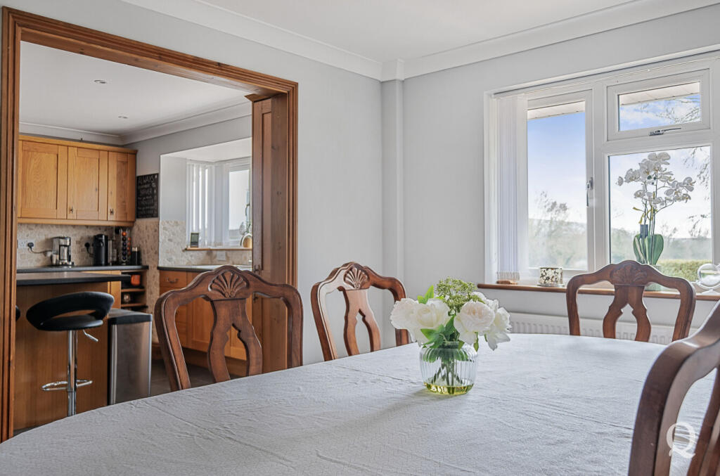 60910d31-08bc-4c6...