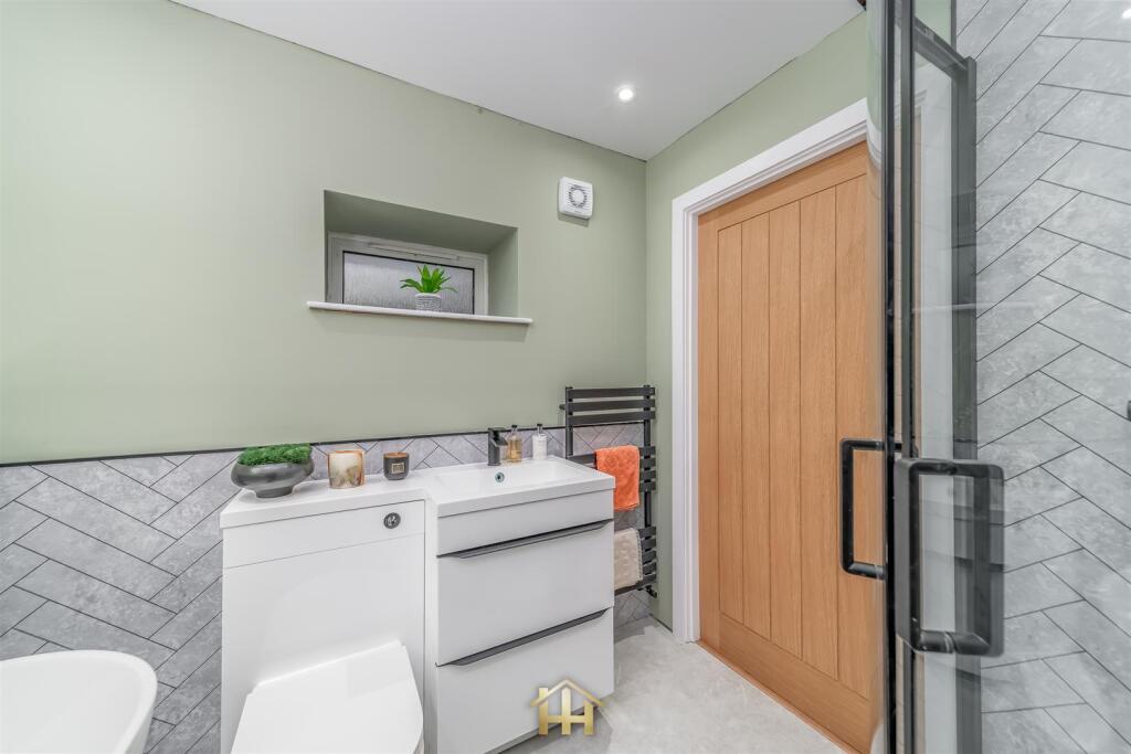 126 COUPAR ANGUS RD DD2 5PQ EDIT (8 of 47).jpg