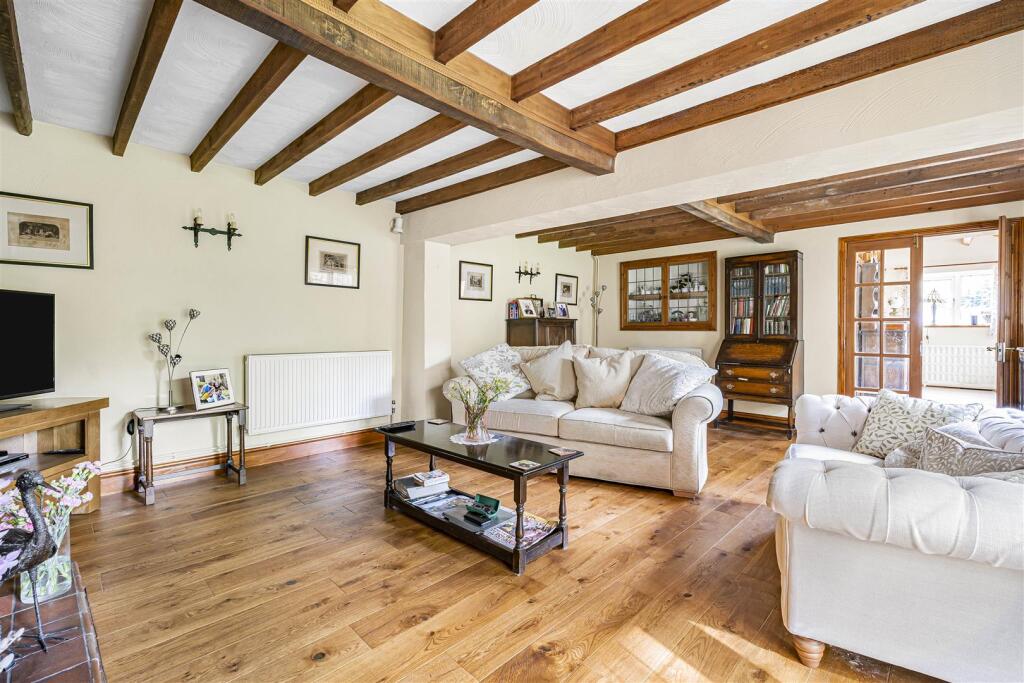 Vale Cottage, 4 Butchers Lane, Pattishall (8).JPG