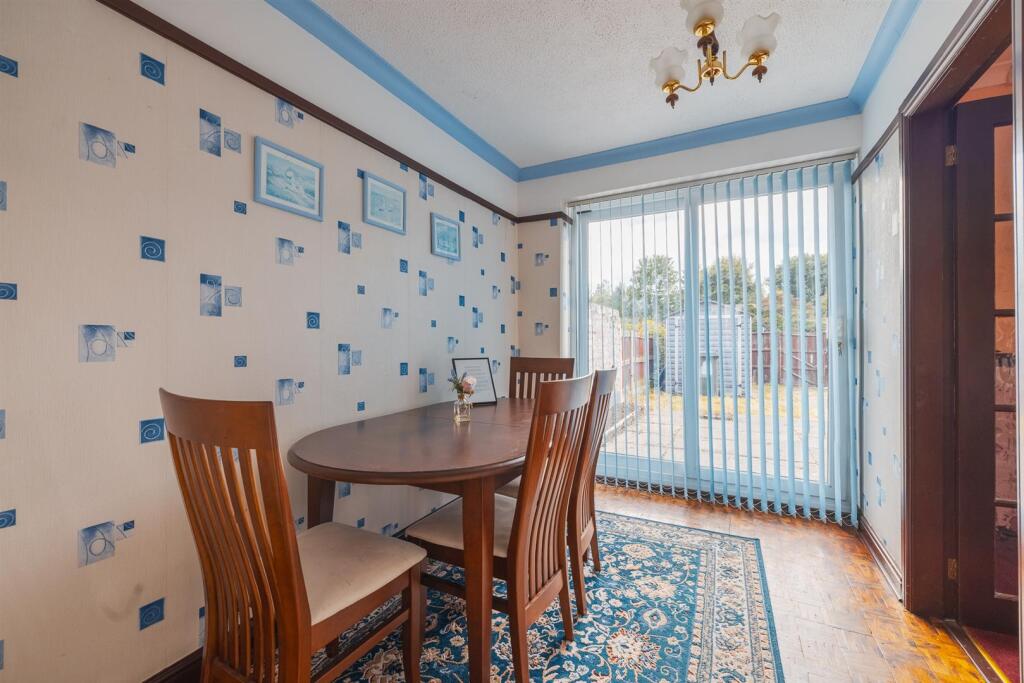 53 Frobisher Rd-9.jpg