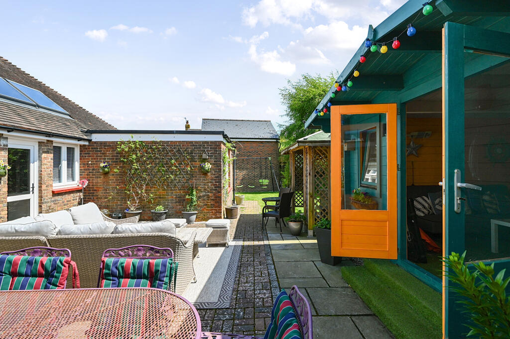 Old orchard cottage bn27 (33)
