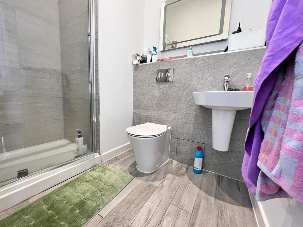 2 Bed two bath flat to rent in Harlow, Maxwellprop