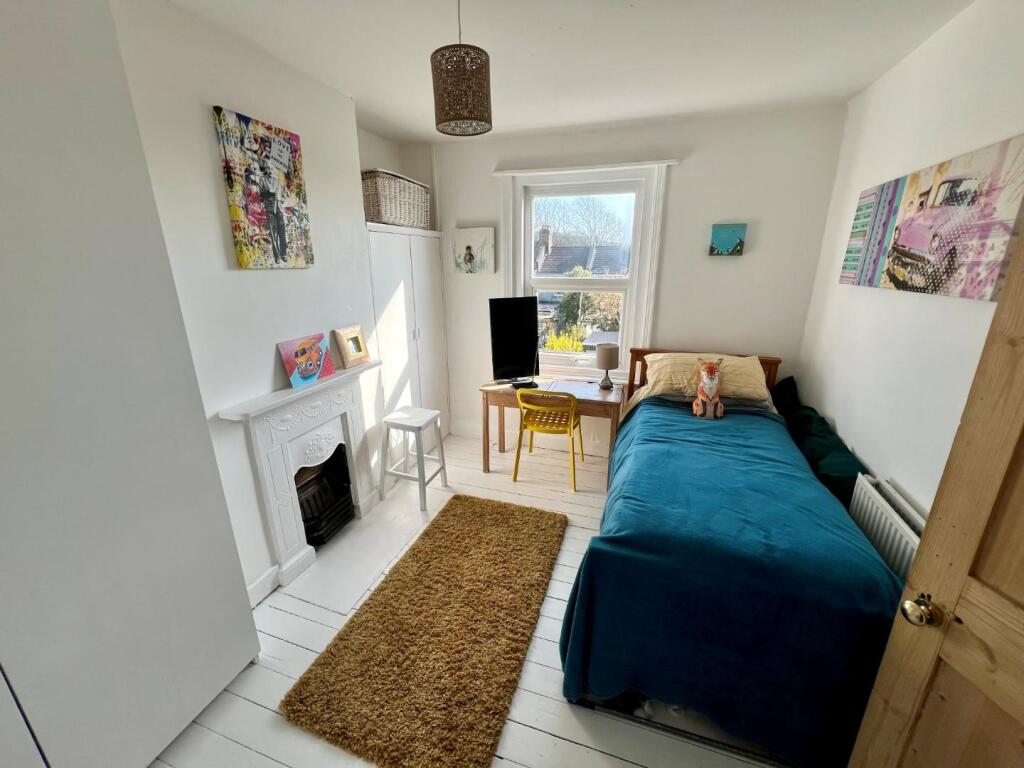 owners photo - bedroom .jpg