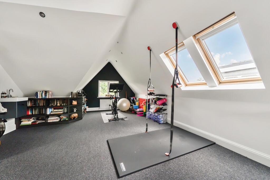 1305055-22-684035...