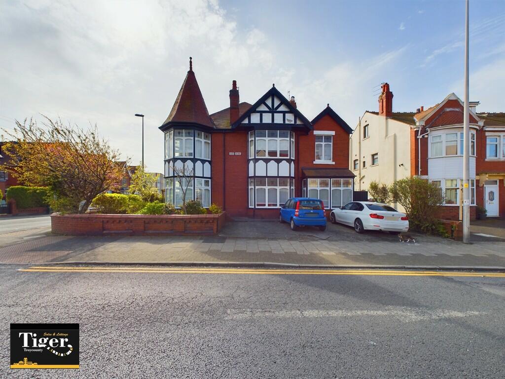 CAM03440G0-PR0024...