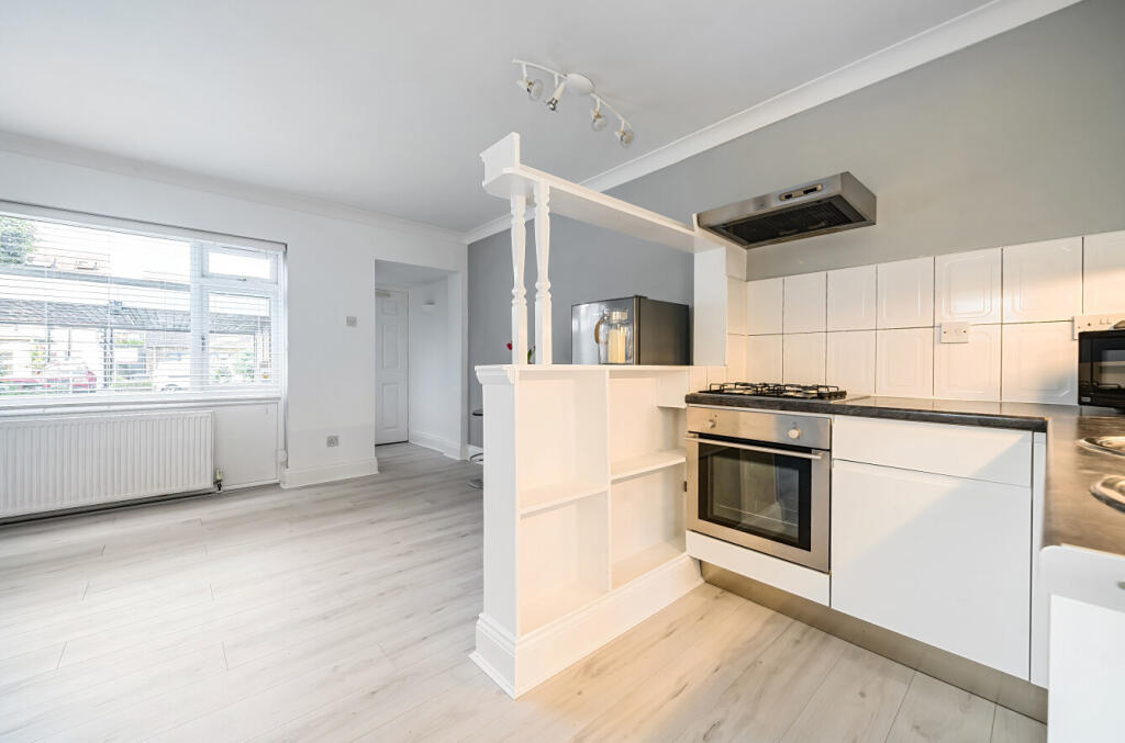 1319470-14-686eba...