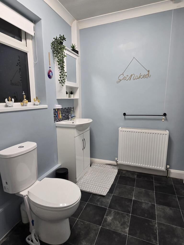 F25dcc01-b09b-4682-98db-8609ba0ae9fe