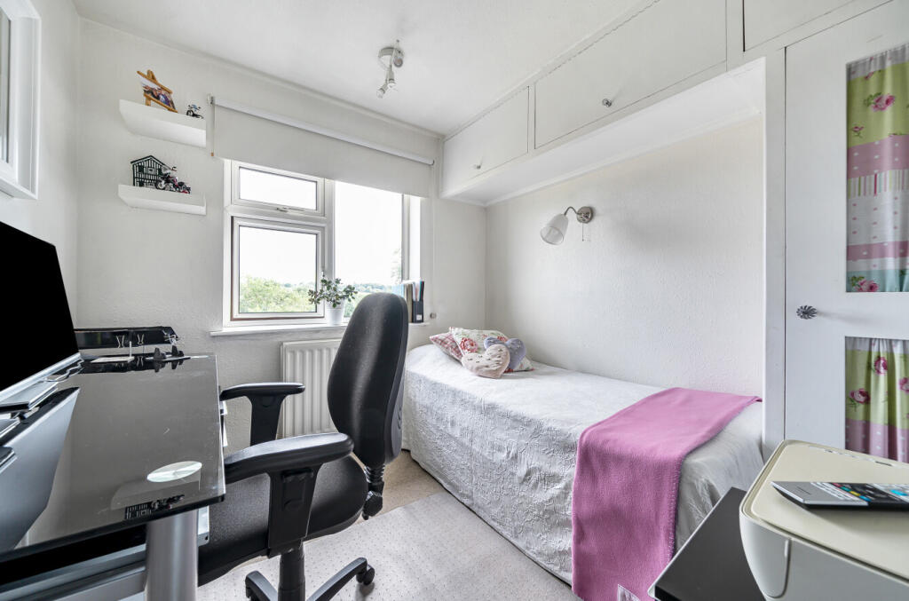 1316881-16-68640e...