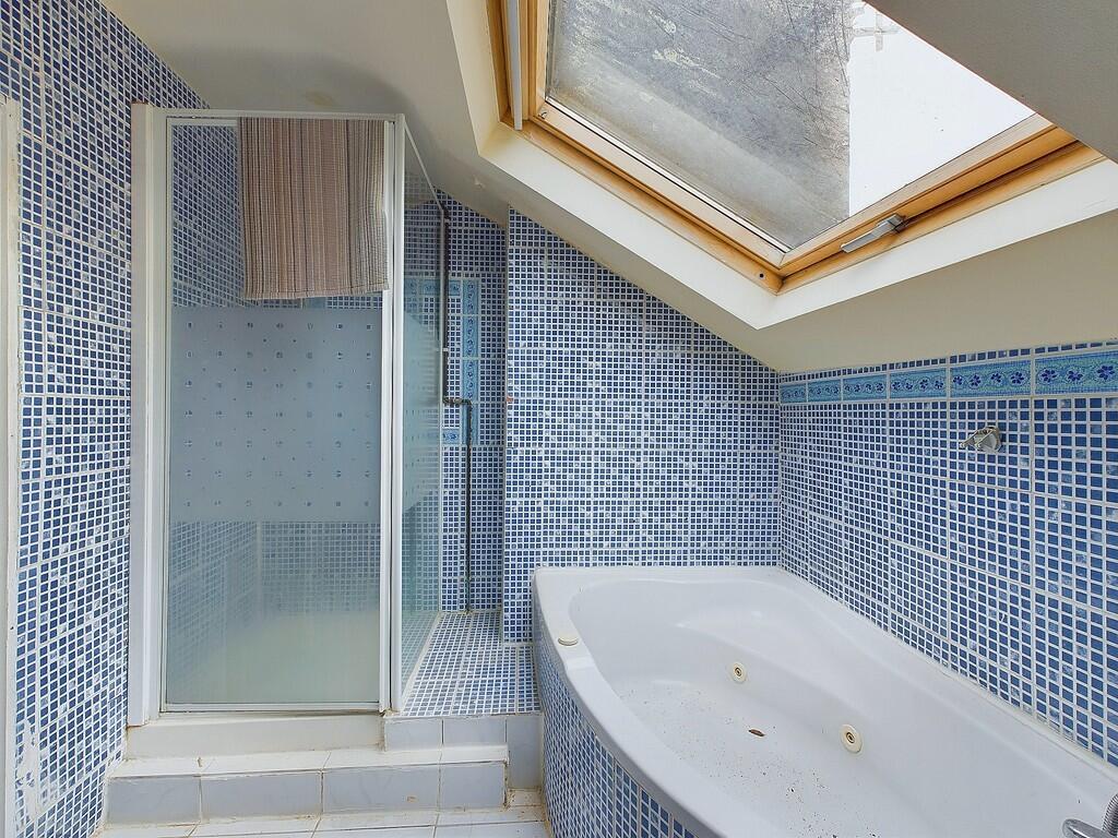 IMG_84565_14_larg...